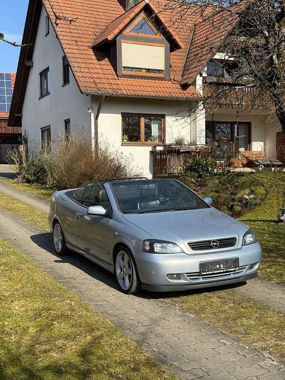 Gebraucht Opel Astra Cabriolet 125 PS (91 kW) 2001 Silber Cabrio