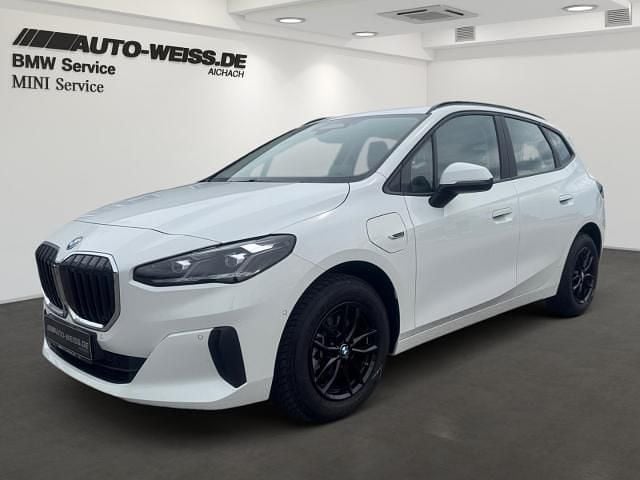 Gebraucht BMW 225 Active Tourer Luxury Line 245 PS (180 kW) 2023 Van / Kleinbus