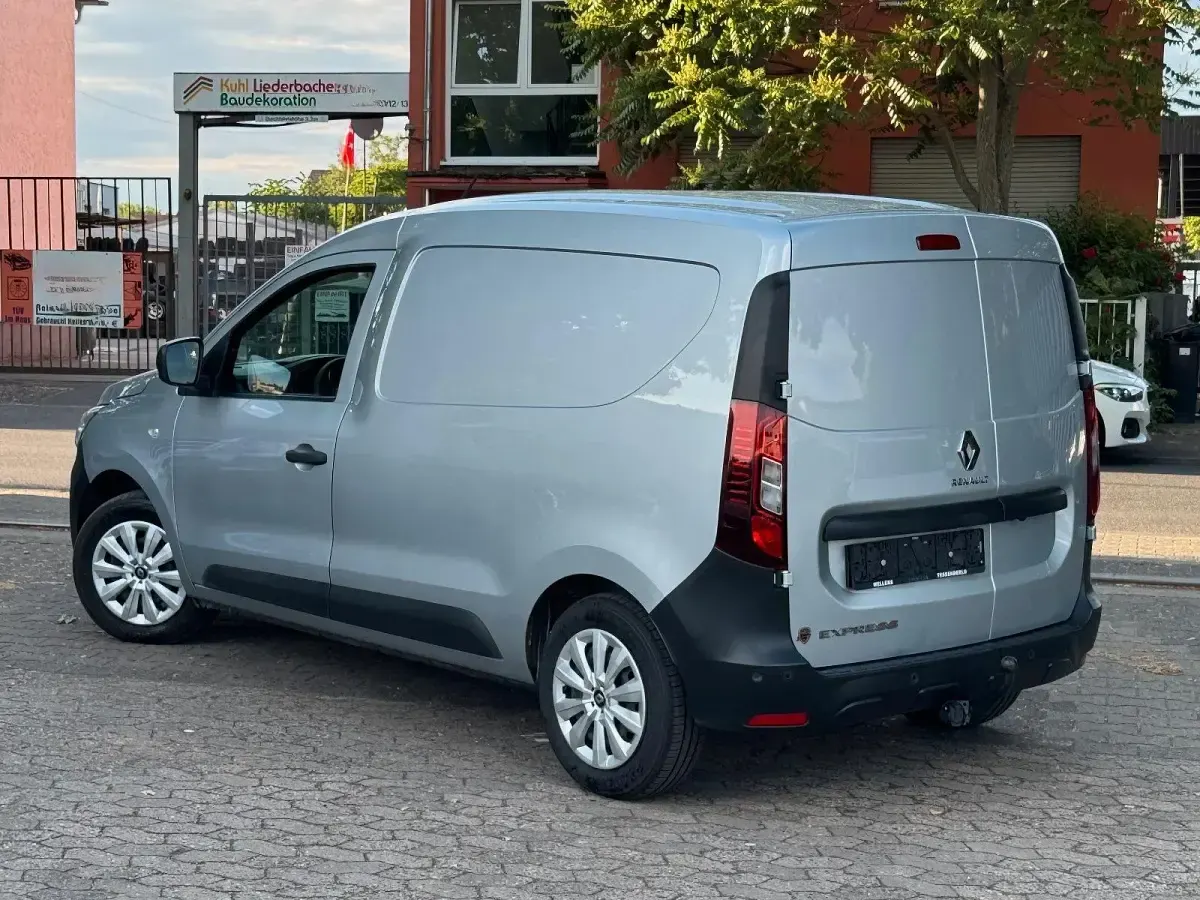 Gebraucht Renault Express 95 PS (69 kW) 2021 Grau Van / Kleinbus