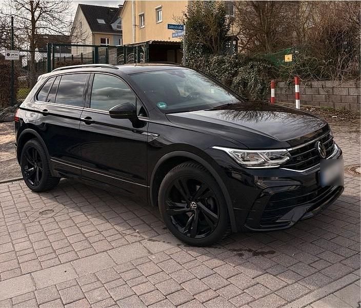 Gebraucht VW Tiguan Style 150 PS (110 kW) 2021 Schwarz SUV