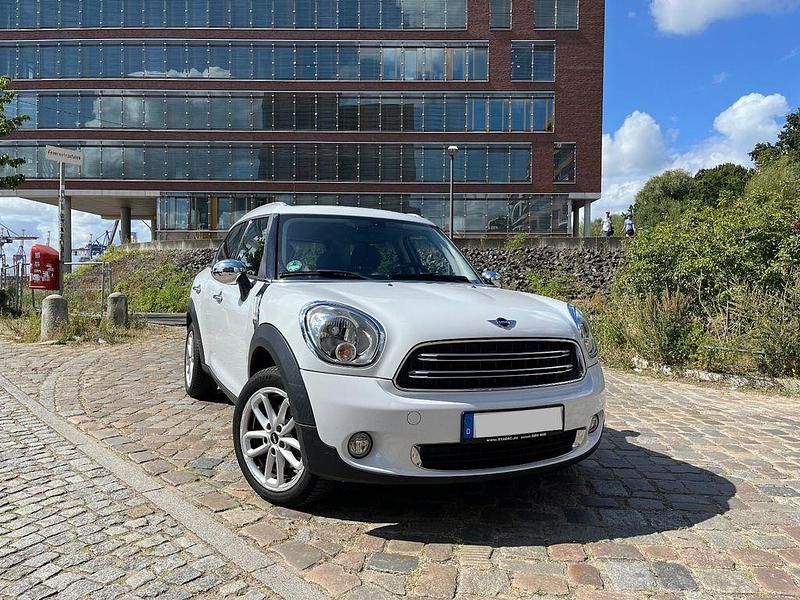 Weiß Gebraucht 2015 Mini Cooper Countryman SUV | 11.500 € (Fairer Preis) - Bild 1/4