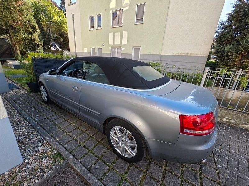 Gebraucht Audi A4 Cabriolet 200 PS (147 kW) 2007 Grau Cabrio