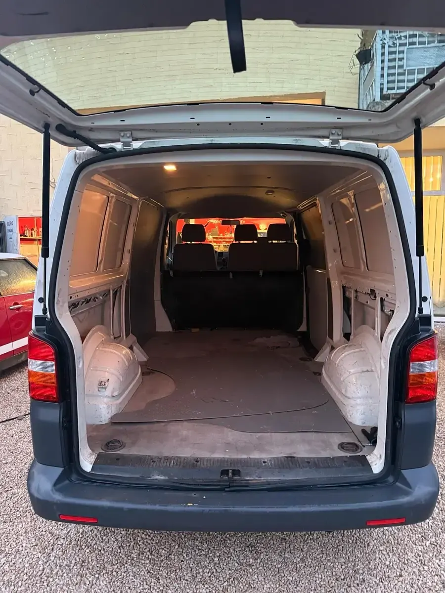 Gebraucht VW Transporter 131 PS (96 kW) 2008 Weiß Van