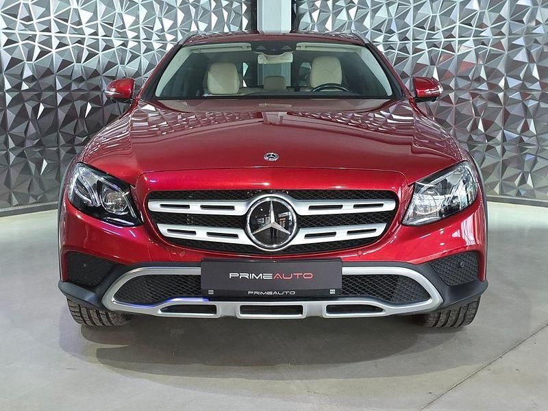 Gebraucht Mercedes E220 All-Terrain 194 PS (142 kW) 2018 Rot Kombi