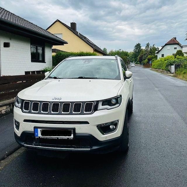 Gebraucht Jeep Compass Limited 170 PS (125 kW) 2020 Weiß SUV