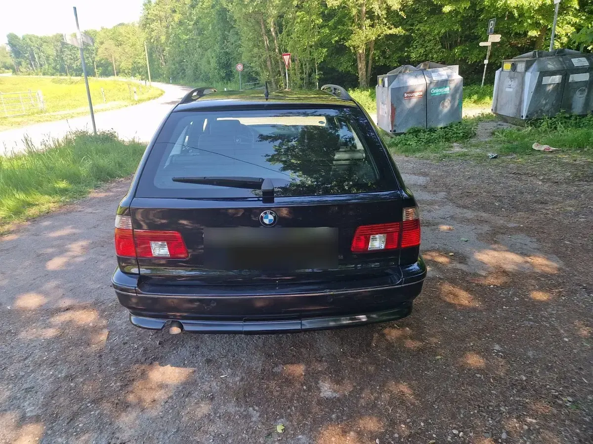 Second-hand BMW 530 193 CP (141 kW) 2003 Negru Break