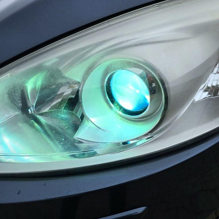 Grau Gebraucht 2010 Mazda 5 Van / Kleinbus | 2.450 € (Fairer Preis) - Bild 1/4