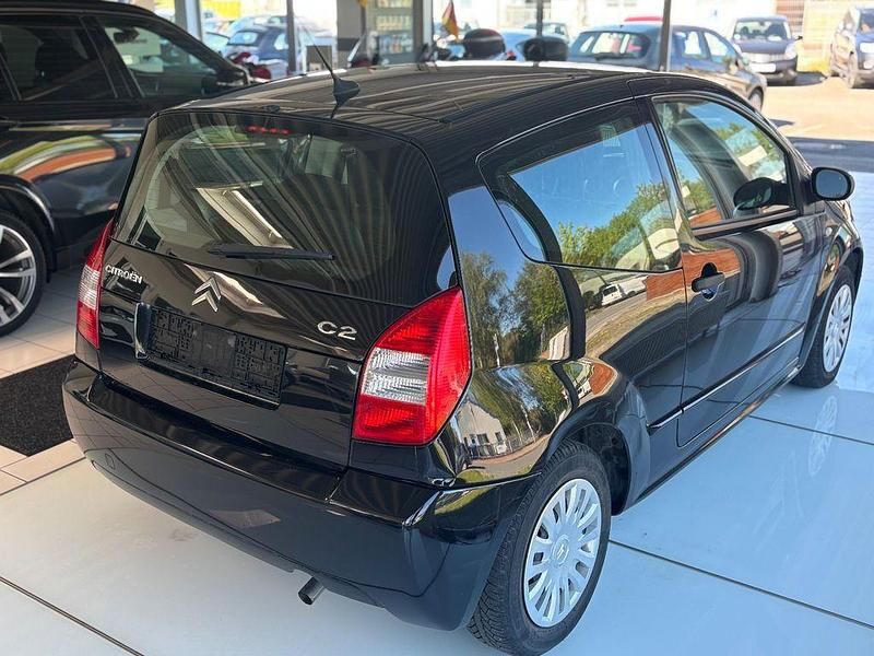 Gebraucht Citroën C2 73 PS (53 kW) 2009 Schwarz Kleinwagen