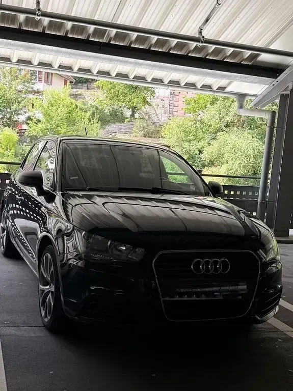 Gebraucht Audi A1 Sportback Ambition 86 PS (63 kW) 2012 Schwarz Kleinwagen