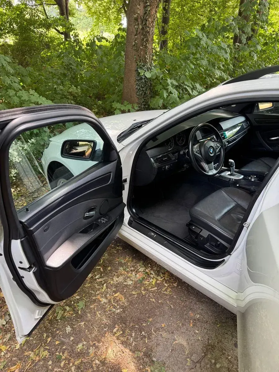Gebraucht BMW 520 163 PS (119 kW) 2009 Weiß Kombi