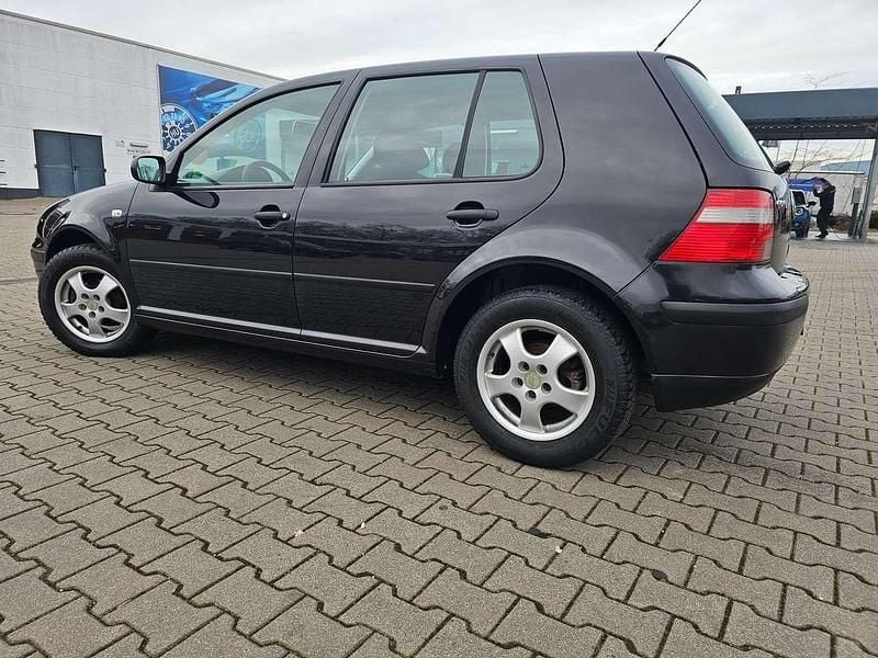 Gebraucht VW Golf IV 75 PS (55 kW) 2002 Schwarz Limousine