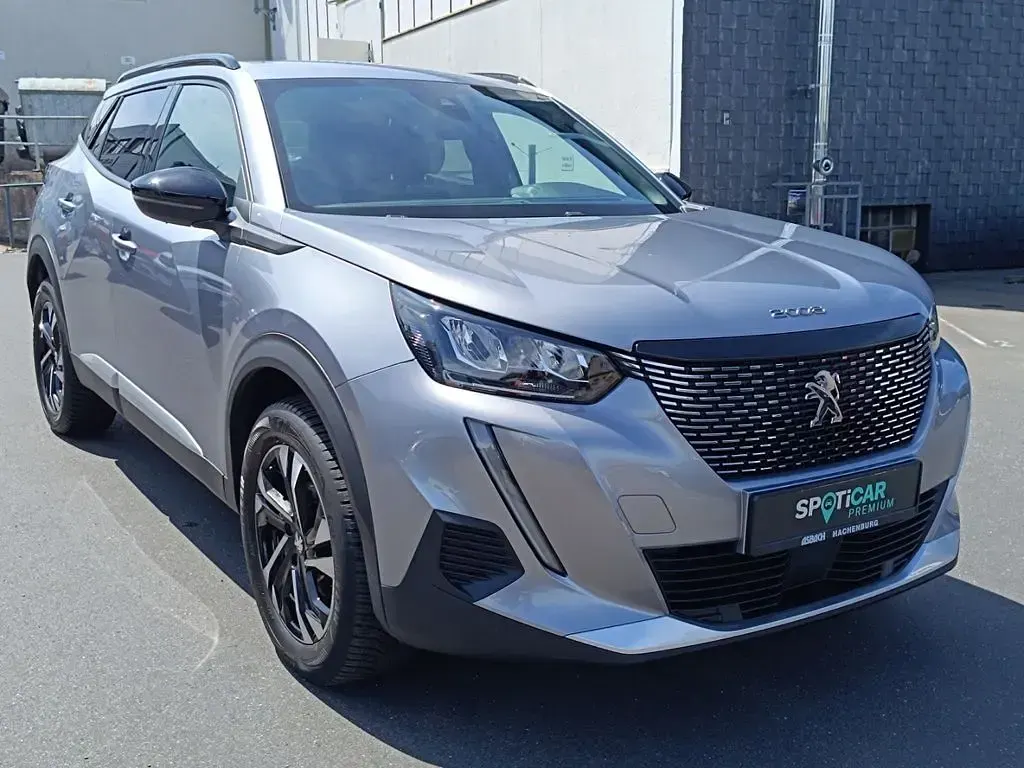Gebraucht Peugeot 2008 Allure 131 PS (96 kW) 2023 Grau SUV
