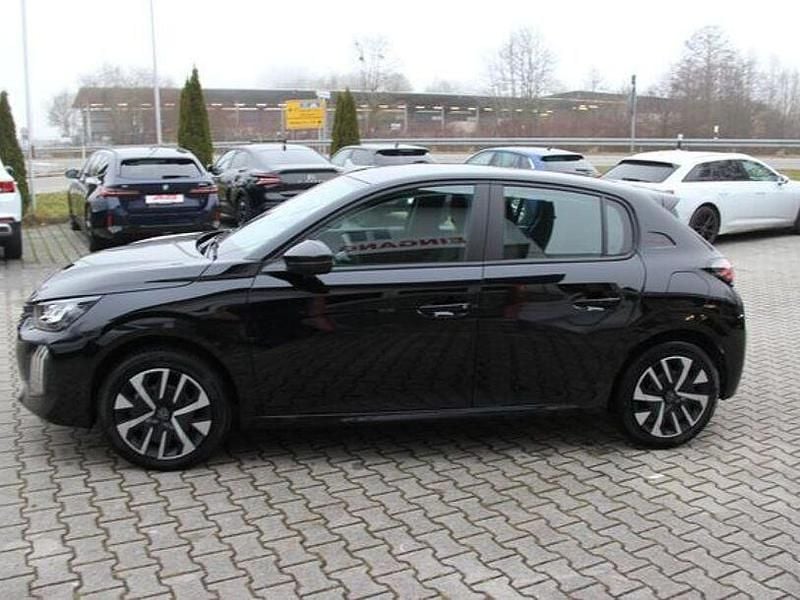 Gebraucht Peugeot e-208 Style 11 kW (15 PS) 2025 Schwarz Kleinwagen