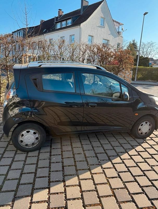 Schwarz Gebraucht 2010 Chevrolet Spark Kleinwagen | 849 € (Fairer Preis) - Bild 1/4