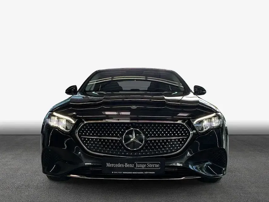 Gebraucht Mercedes E200 Advanced 204 PS (150 kW) 2025 Grau Limousine