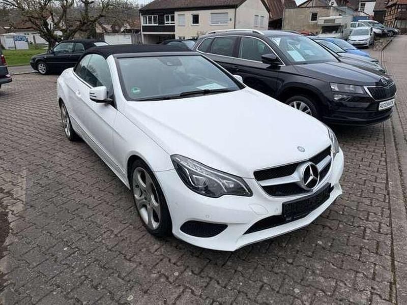 Gebraucht Mercedes E200 184 PS (135 kW) 2016 Polarweiss Cabrio