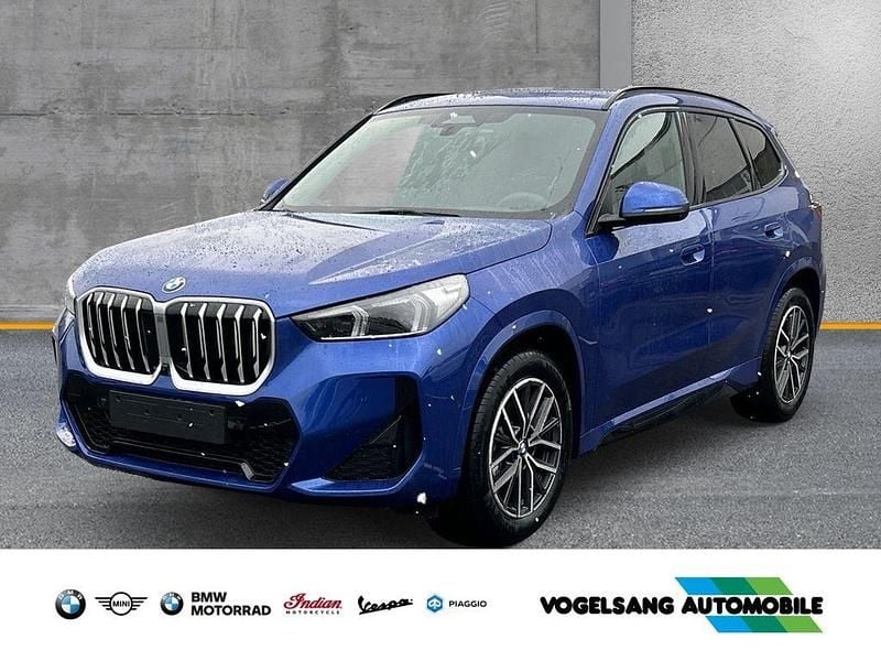 Portimao blau metallic Neu 2026 BMW X1 M Sport SUV | 49.490 € (Fairer Preis) - Bild 1/4