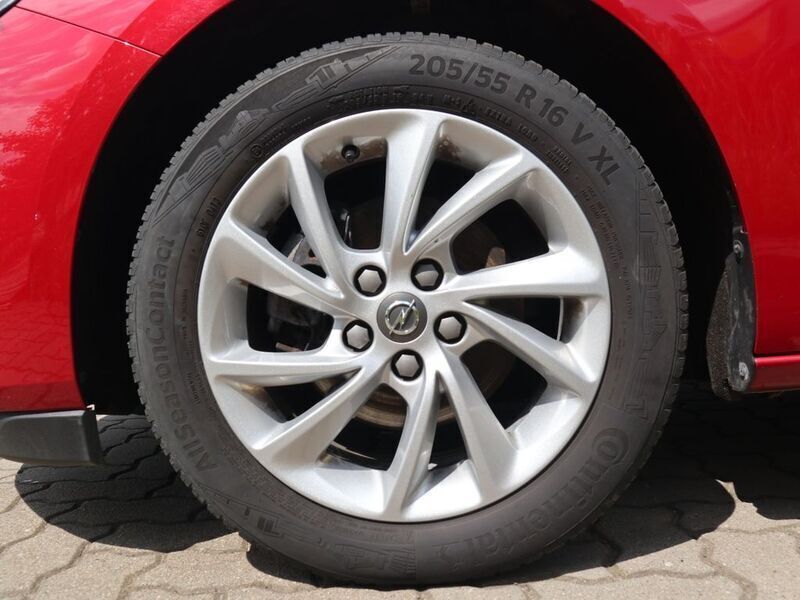 Gebraucht Opel Astra Edition 145 PS (106 kW) 2021 Red metallic Limousine