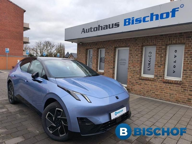 Gebraucht Lynk & Co 02 200 kW (272 PS) 2026 Blau SUV