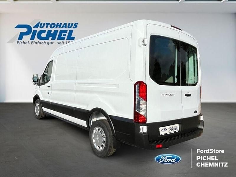 Gebraucht Ford Transit Trend 131 PS (96 kW) 2024 Weiß Van