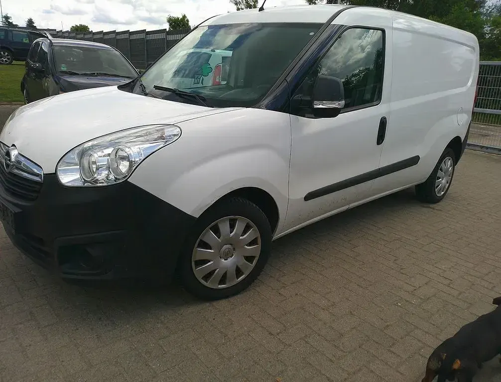 Gebraucht Opel Combo Edition 105 PS (77 kW) 2018 Weiß Van / Kleinbus