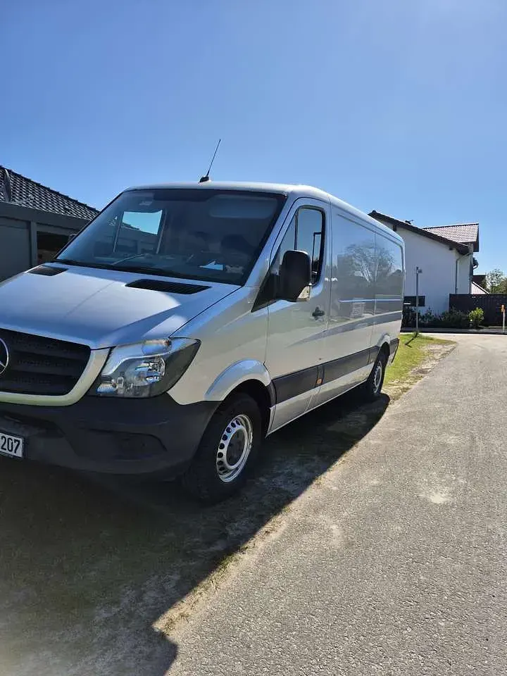 Gebraucht Mercedes Sprinter 129 PS (94 kW) 2016 Silber Van