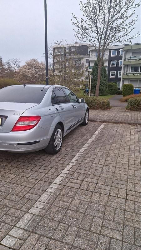 Gebraucht Mercedes C220 170 PS (125 kW) 2009 Silber Limousine