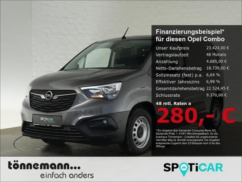 Gebraucht Opel Combo 131 PS (96 kW) 2024 Grau Limousine