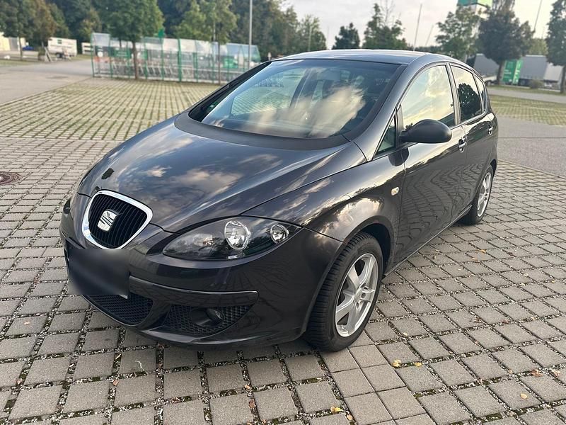 Schwarz Gebraucht 2008 Seat Altea Van / Kleinbus | 1.650 € (Superpreis) - Bild 1/4