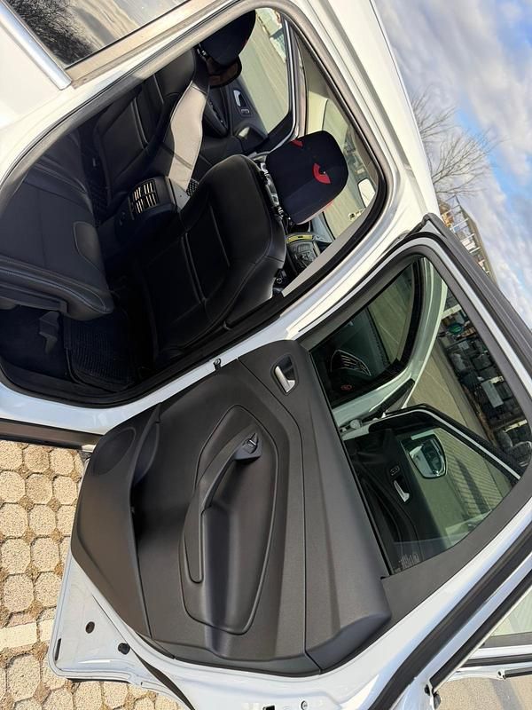 Gebraucht Ford Kuga 163 PS (119 kW) 2013 Weiß SUV