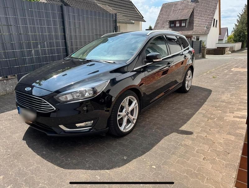 Gebraucht Ford Focus 150 PS (110 kW) 2018 Schwarz Kombi