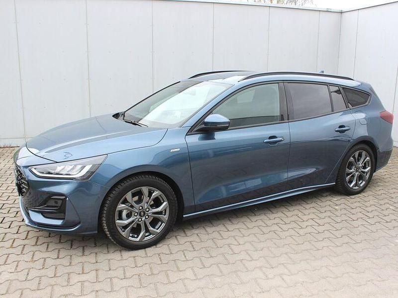 Gebraucht Ford Focus ST-Line X 155 PS (114 kW) 2024 Blau Kombi