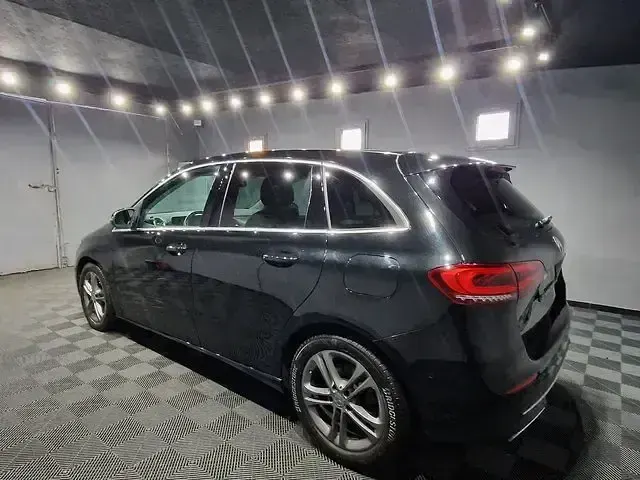 Gebraucht Mercedes B220 Progressive 190 PS (139 kW) 2019 Kosmosschwarz  lack Kleinwagen