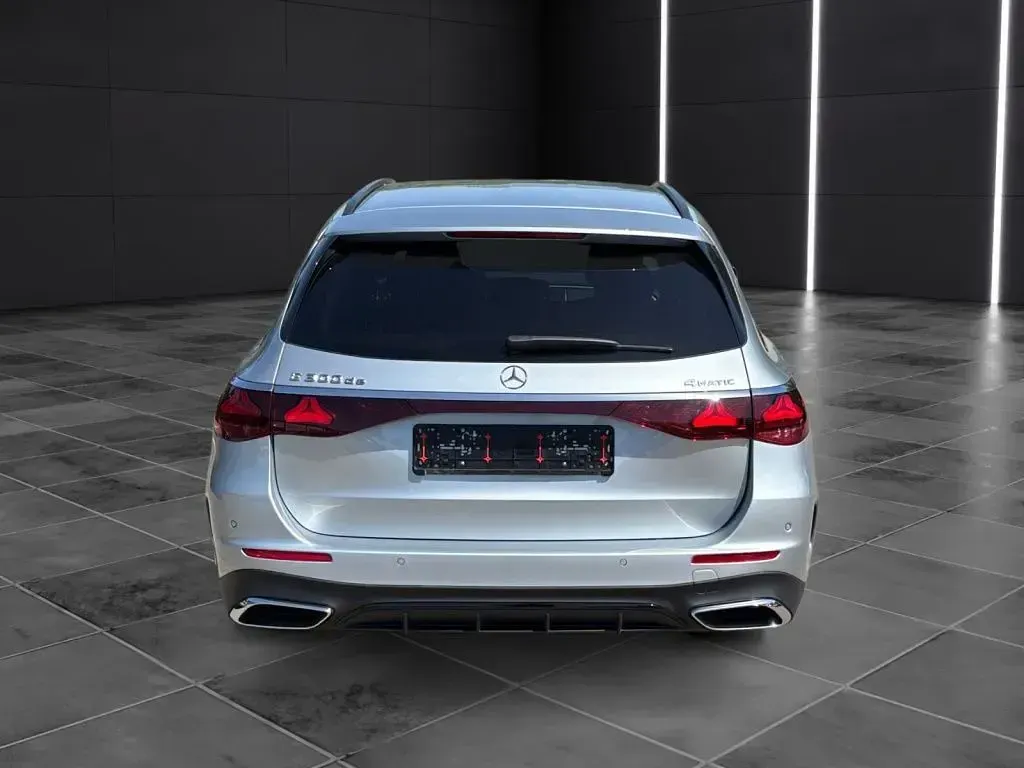 Gebraucht Mercedes E300 AMG Line Premium Plus 197 PS (144 kW) 2025 Metalliclack hightechsilber Kombi