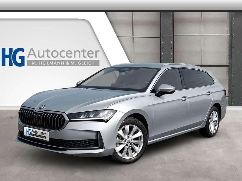 Silber Neu 2025 Skoda Superb Kombi | 36.990 € (Superpreis) - Bild 1/4