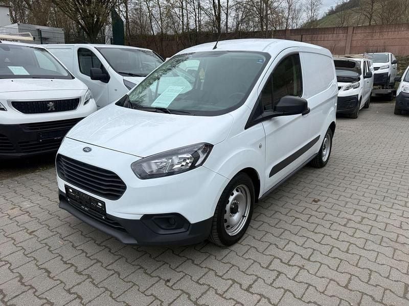 Gebraucht Ford Transit 101 PS (74 kW) 2022 Weiß Van / Kleinbus