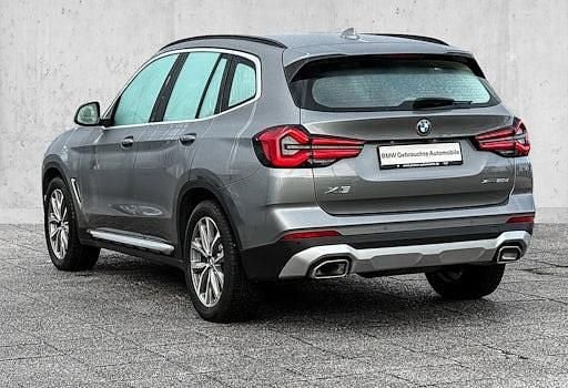 Gebraucht BMW X3 Sport Line 197 PS (144 kW) 2023 Grau SUV