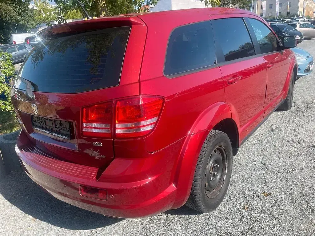 Gebraucht Dodge Journey SE 170 PS (125 kW) 2009 Rot SUV