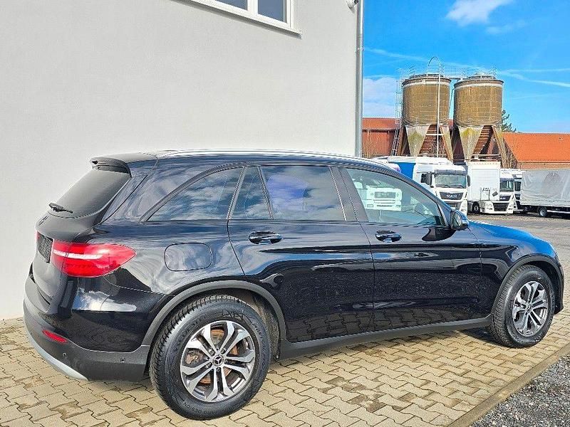 Gebraucht Mercedes GLC350 258 PS (189 kW) 2017 Schwarz SUV