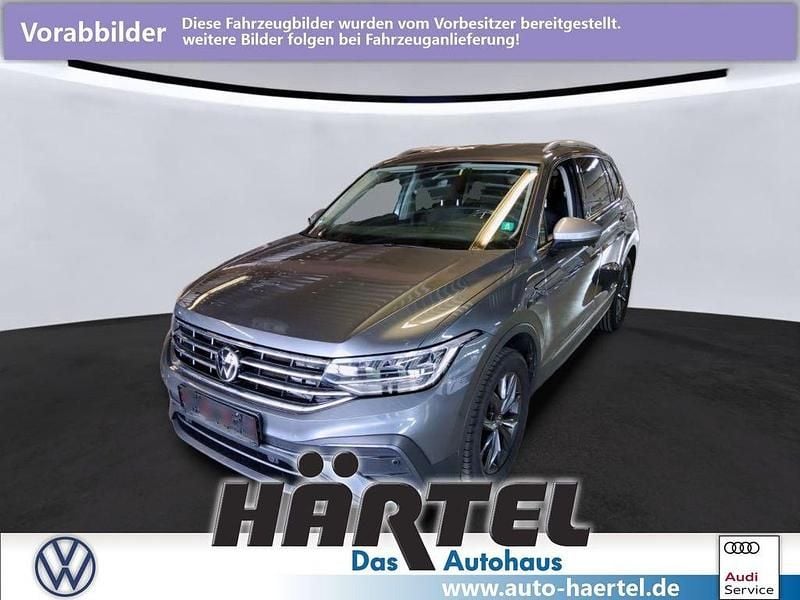 Platinum grey, metallic Gebraucht 2022 VW Tiguan Allspace Life SUV | 30.900 € (Fairer Preis) - Bild 1/4