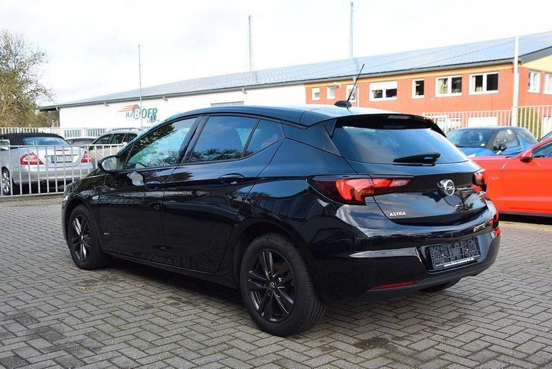 Gebraucht Opel Astra Design & Tech 110 PS (80 kW) 2021 Schwarz Limousine
