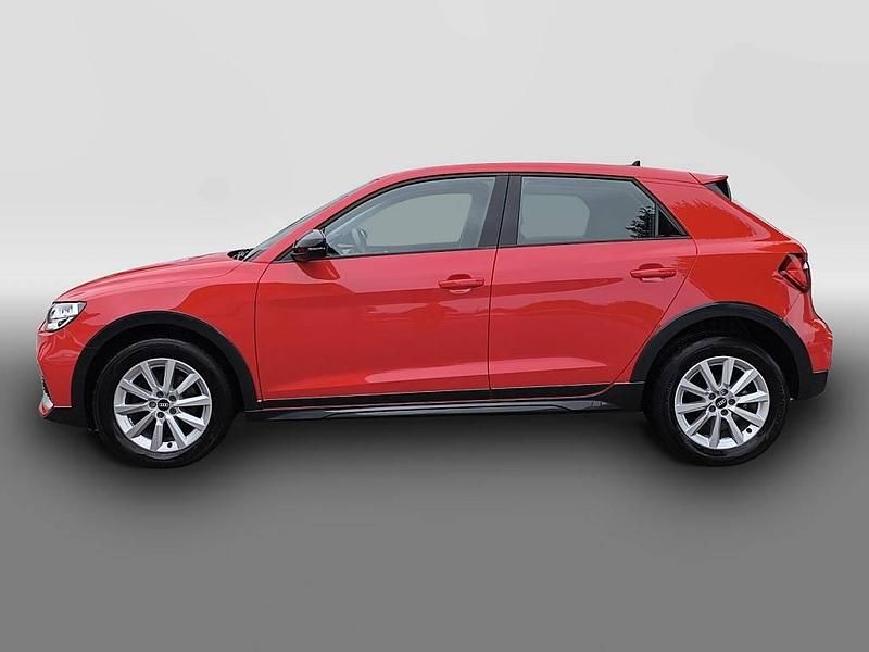 Gebraucht Audi A1 110 PS (80 kW) 2021 Rot Limousine