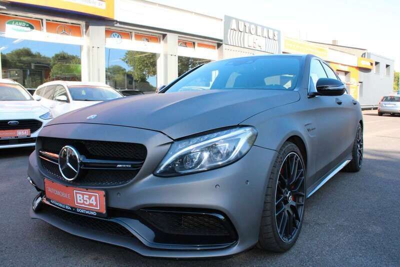 Iridiumsilber metalliclack Gebraucht 2017 Mercedes C63 AMG AMG Limousine | 44.991 € (Fairer Preis) - Bild 1/4