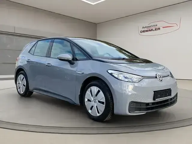 Second-hand VW ID.3 110 kW (150 CP) 2021 Gri Hatchback