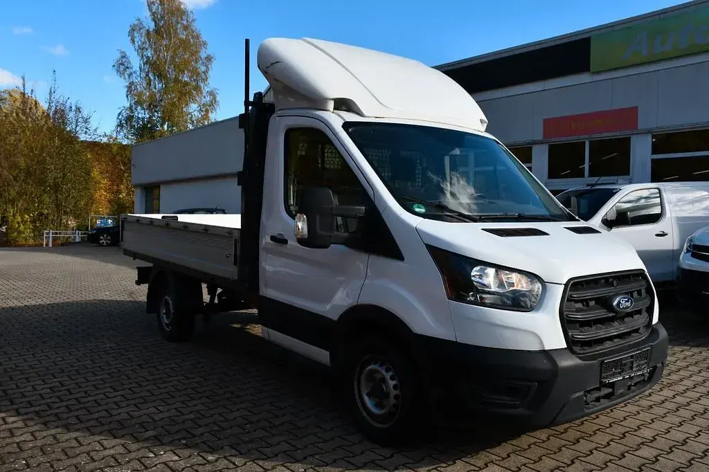 Używany Ford Transit 105 KM (77 kW) 2019 Biały Minivan
