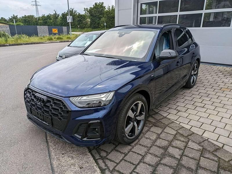 Navarrablau metallic Neu 2024 Audi Q5 S-Line SUV | 69.900 € - Bild 1/4