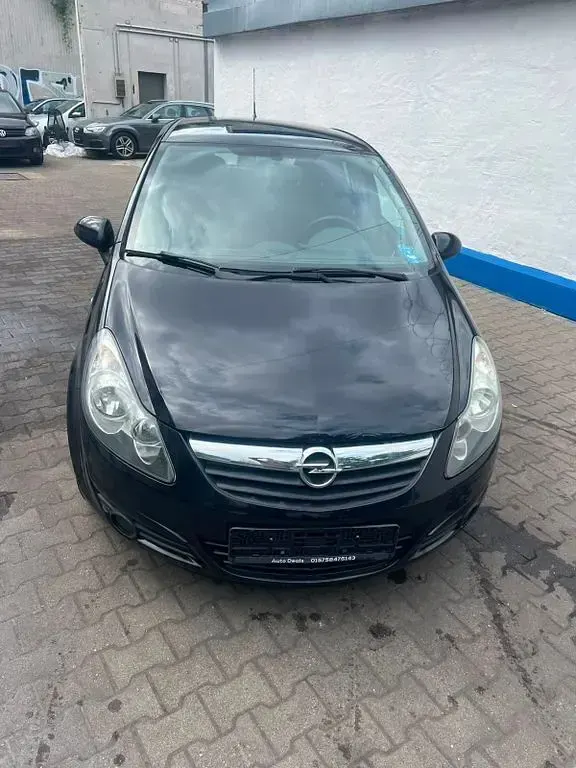 Gebraucht Opel Corsa Edition 69 PS (50 kW) 2010 Schwarz Kleinwagen