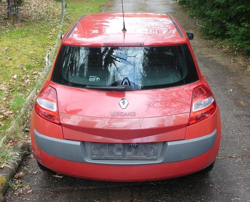 Gebraucht Renault Mégane II 111 PS (81 kW) 2008 Rot Limousine