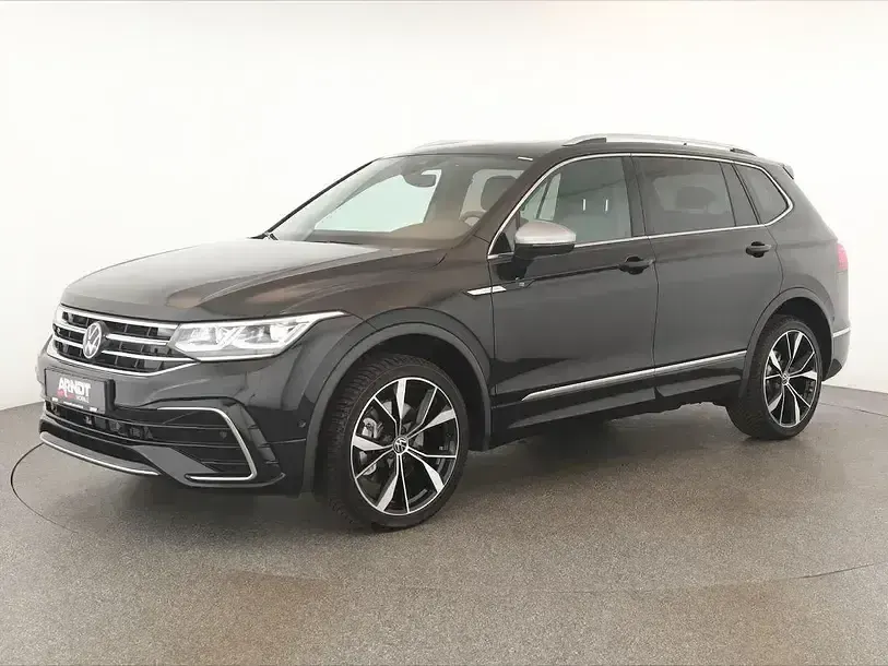 Gebraucht VW Tiguan Allspace R-line 193 PS (141 kW) 2024 Deep black perleffekt SUV