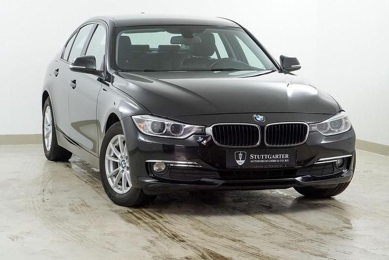 Schwarz Gebraucht 2014 BMW 320 Comfort Edition Limousine | 15.500 € (Fairer Preis) - Bild 1/4